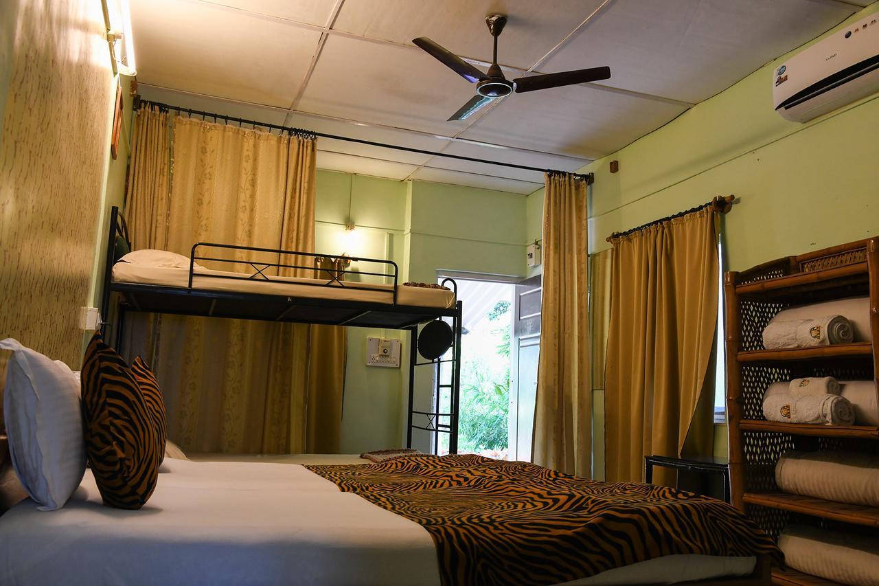 Baaz Jungle Resort Khawāsa Esterno foto