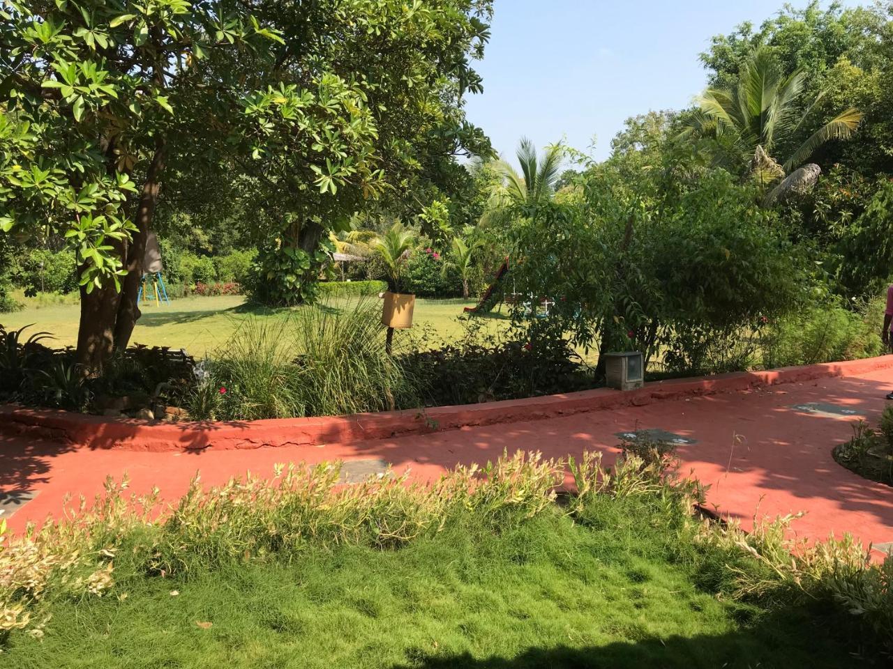 Baaz Jungle Resort Khawāsa Esterno foto