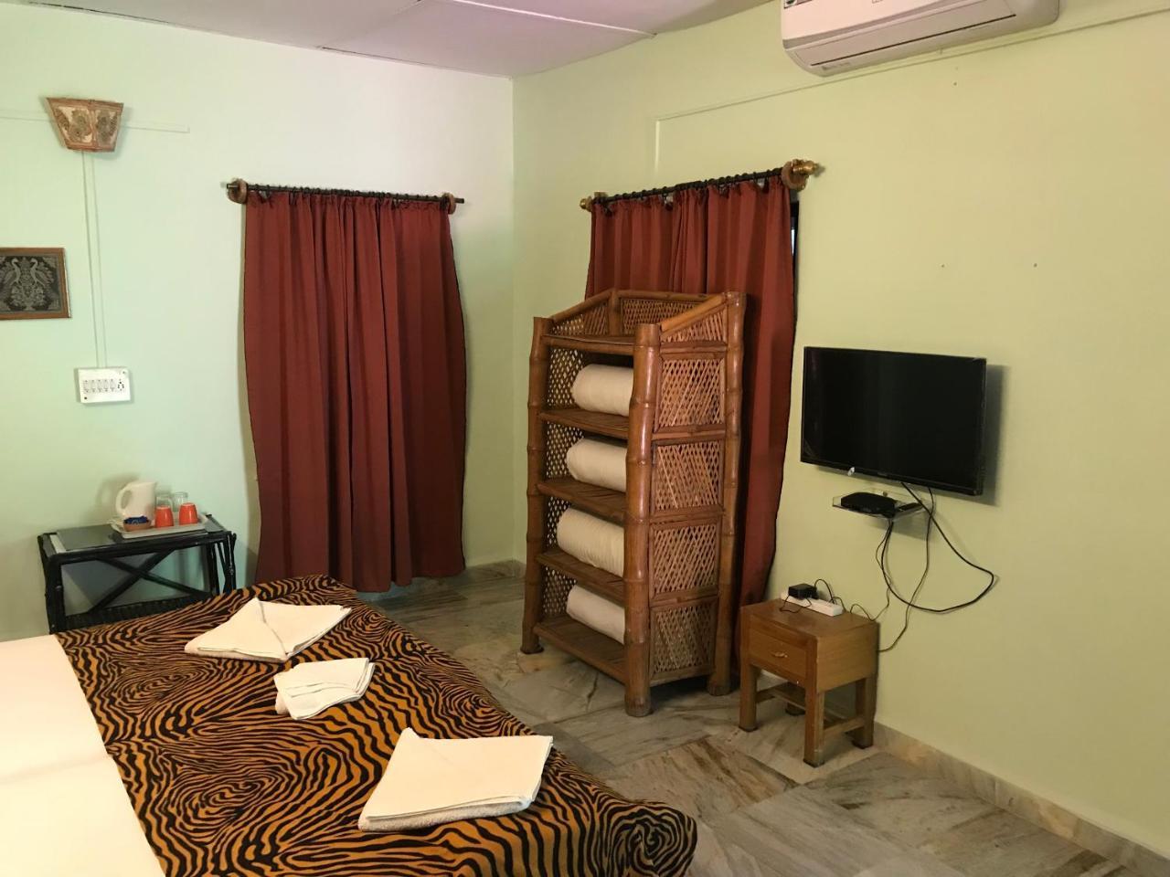 Baaz Jungle Resort Khawāsa Esterno foto